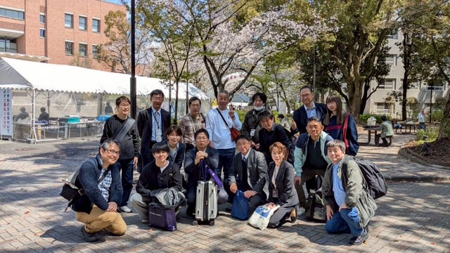 38期同期会が綿業会館で開催引地 達也さん(38期・文)