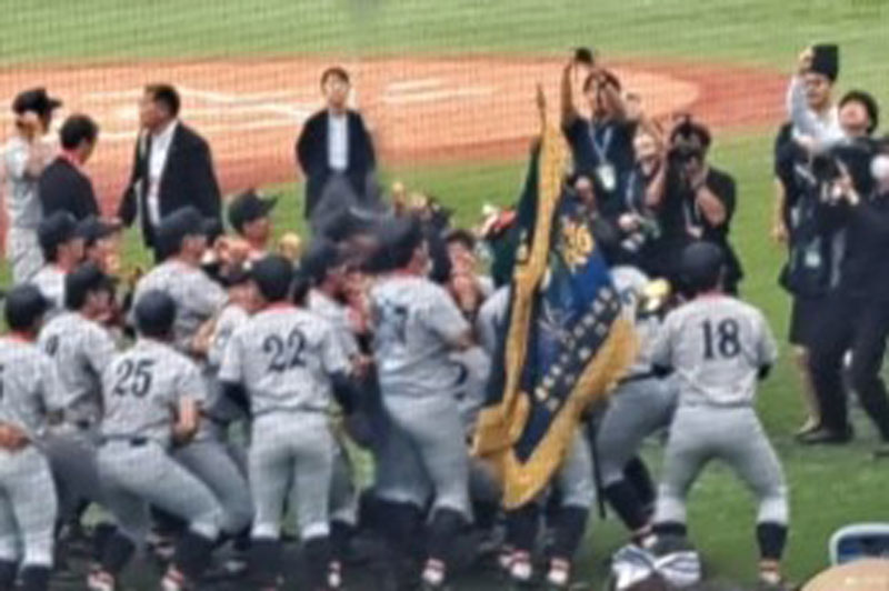 多田　孝男さん（19期・経）「『関大野球部５４年ぶり日本一』の試合を観戦」